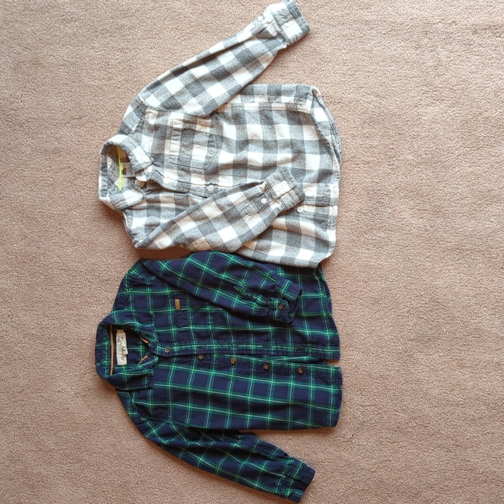 Toddler button up flannel bundle size 2T